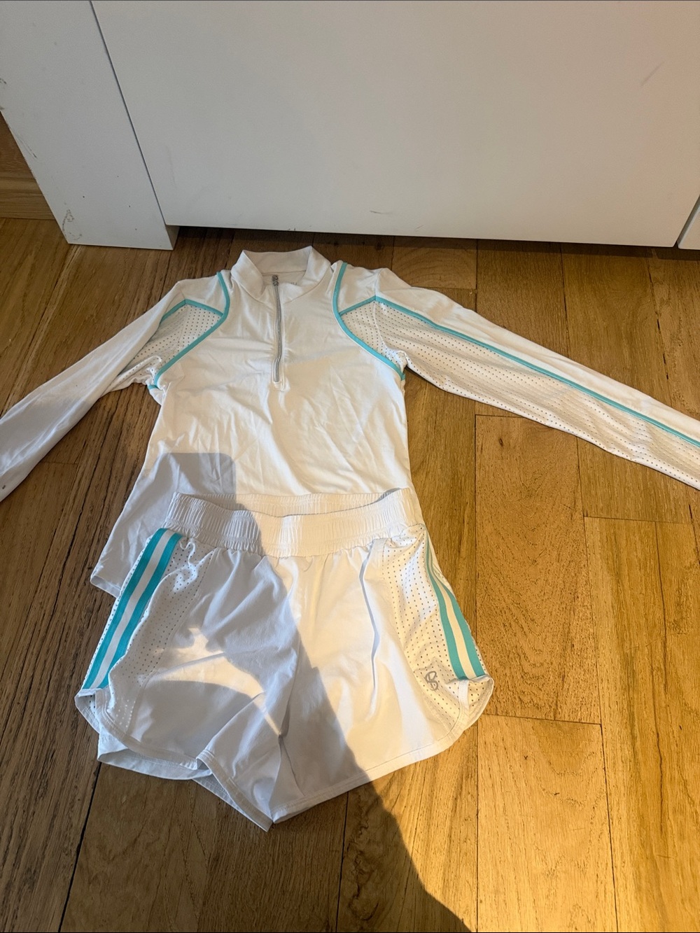 White women's athletic outfit - Elastic Waist
